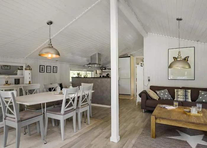 Сasa de vacaciones 3 Bedroom In *